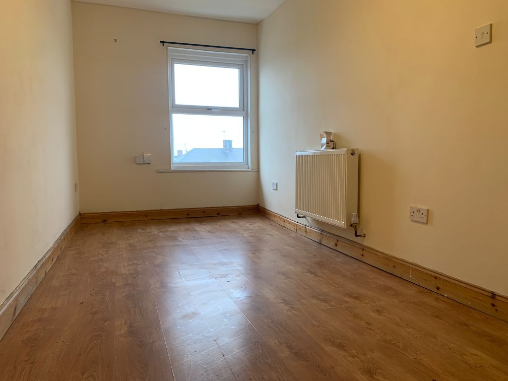 Property photo 2 of 5 Dining Room