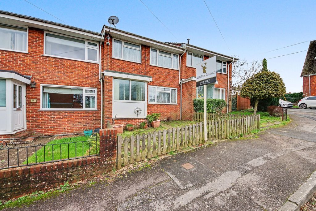 Property photo 1 of 11 Front