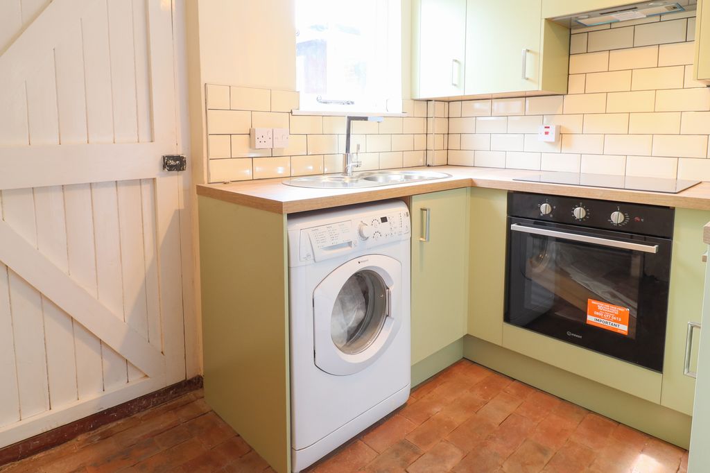 Property photo 3 of 8 Photo 3