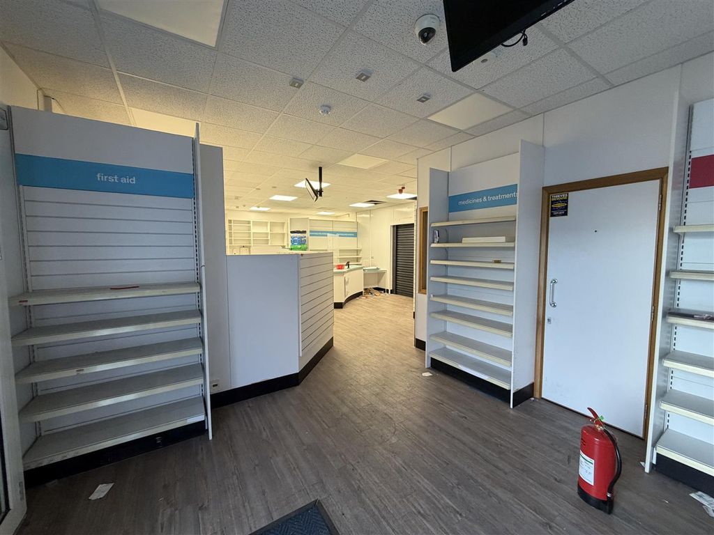 Property photo 3 of 5