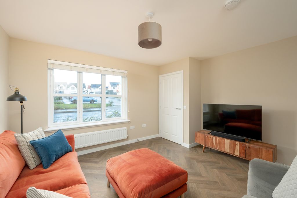 Property photo 3 of 20 Property Image 3