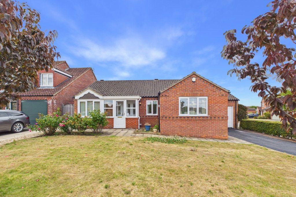 Property photo 1 of 36
