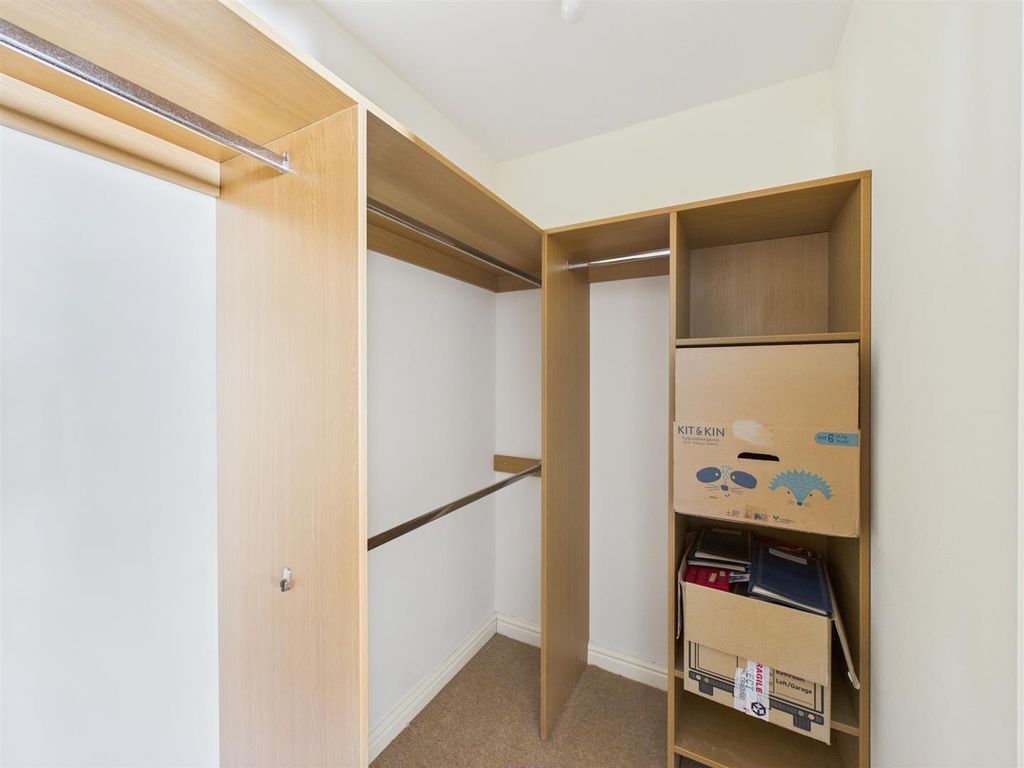 Additional image 9 of 2 bed flat for salePicton Avenue, Porthcawl CF36