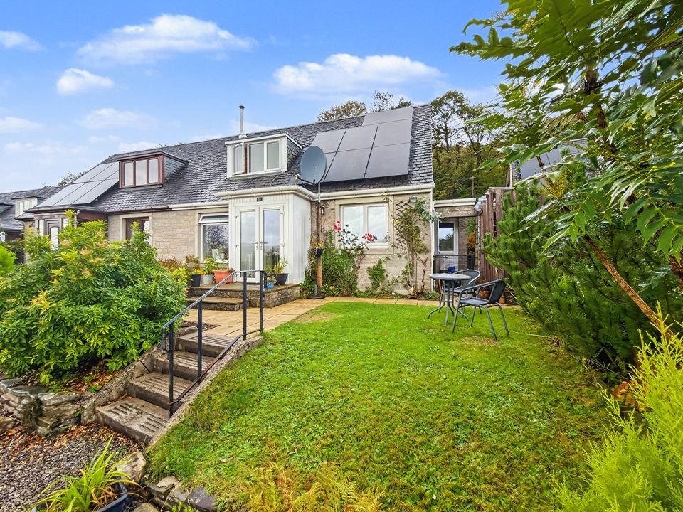 Property photo 1 of 32