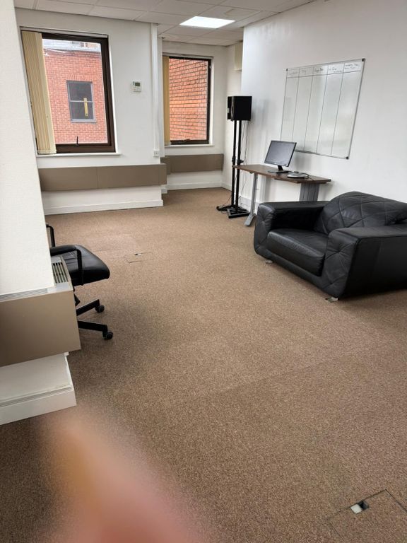 Property photo 2 of 6