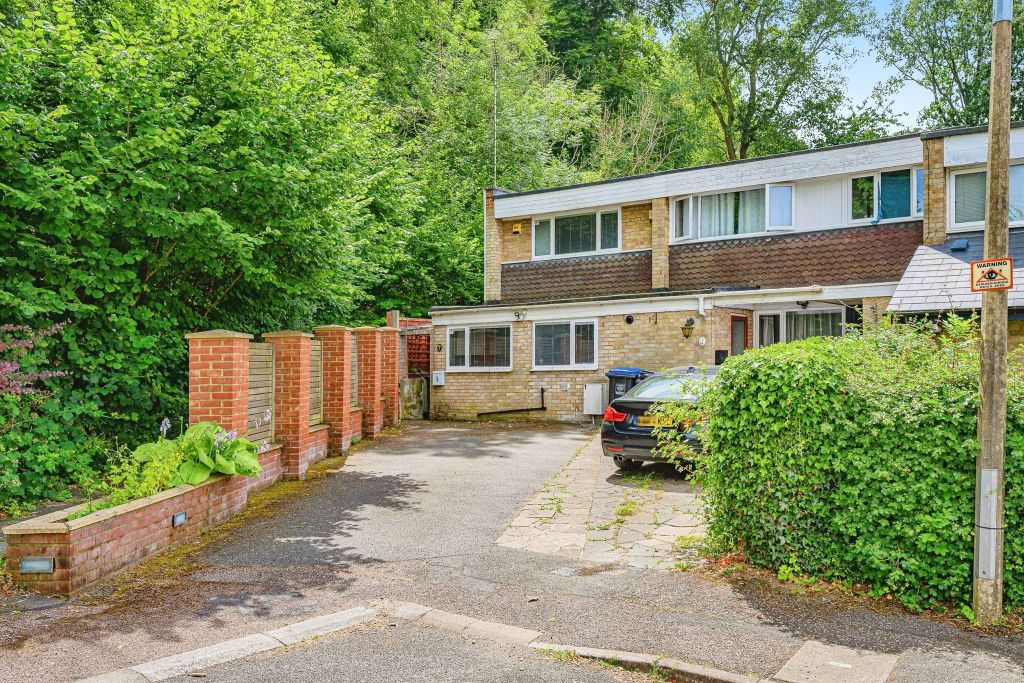 Property photo 1 of 19