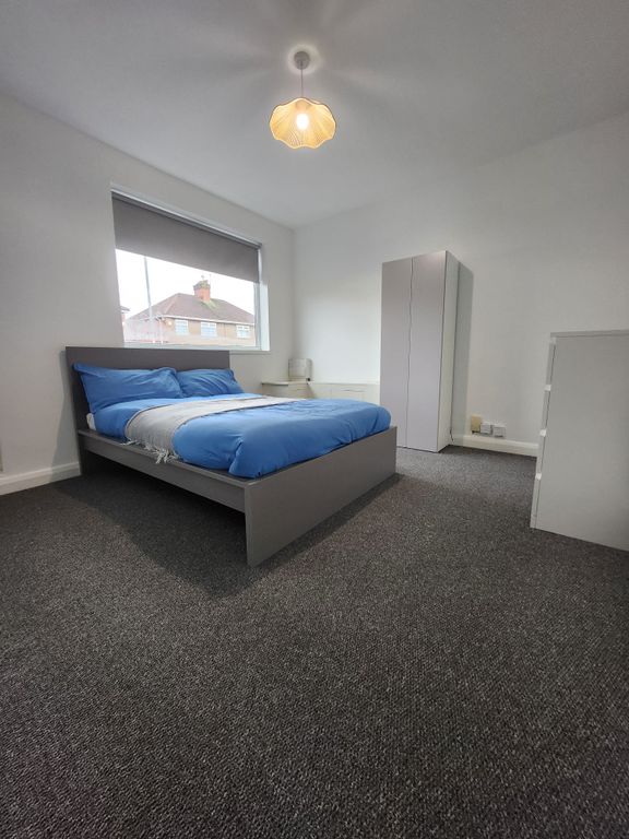 Property photo 3 of 3