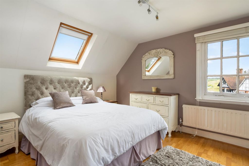 Additional image 14 of 6 bed detached house for saleBasmore Lane, Lower Shiplake, Henley-On-Thames RG9