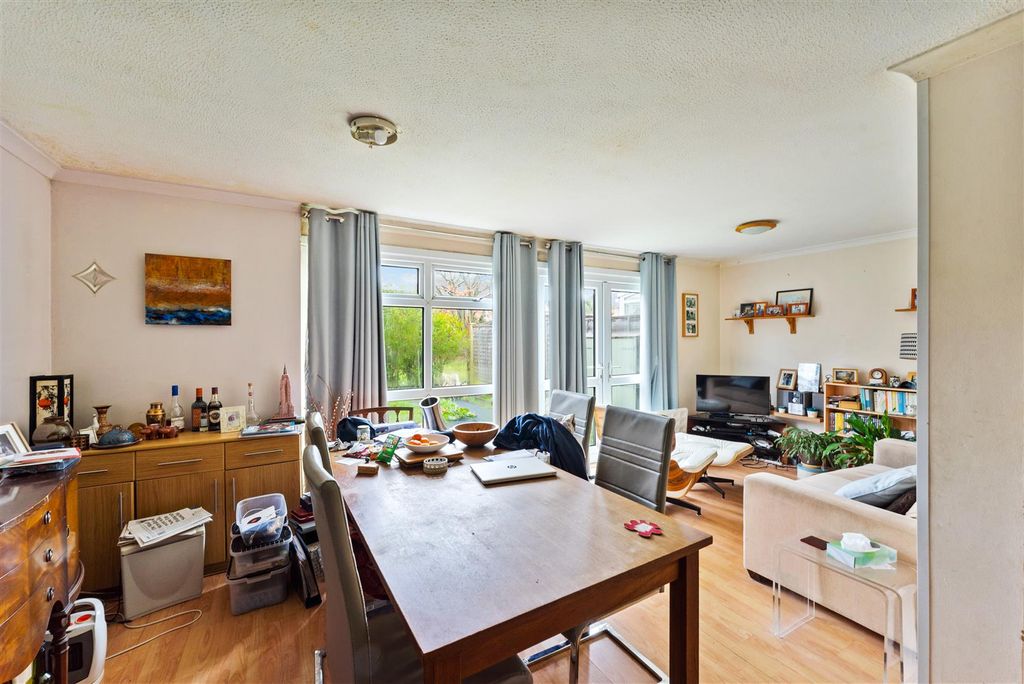 Property photo 3 of 7 Dsc00196.Jpg