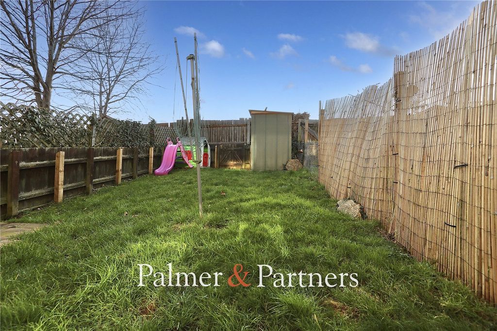 Property photo 3 of 16 Picture No. 02