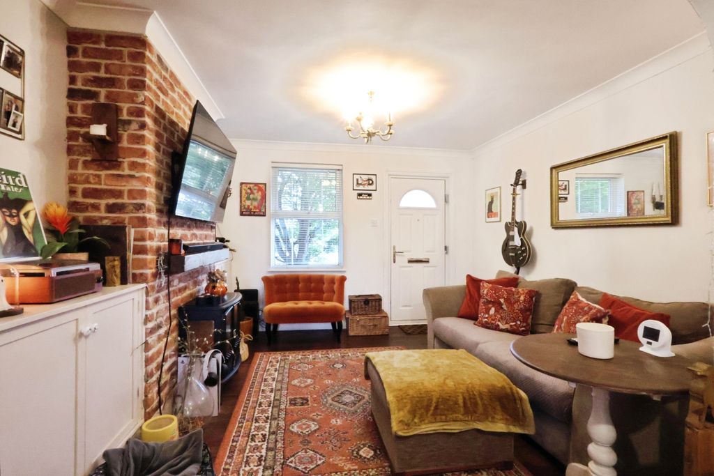 Property photo 3 of 23