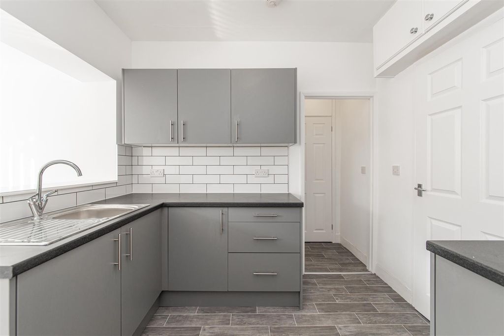 Property photo 1 of 17 W-6860.Jpg