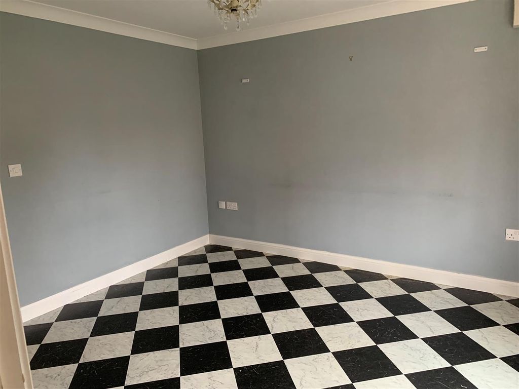 Property photo 2 of 14 Dining.Jpg