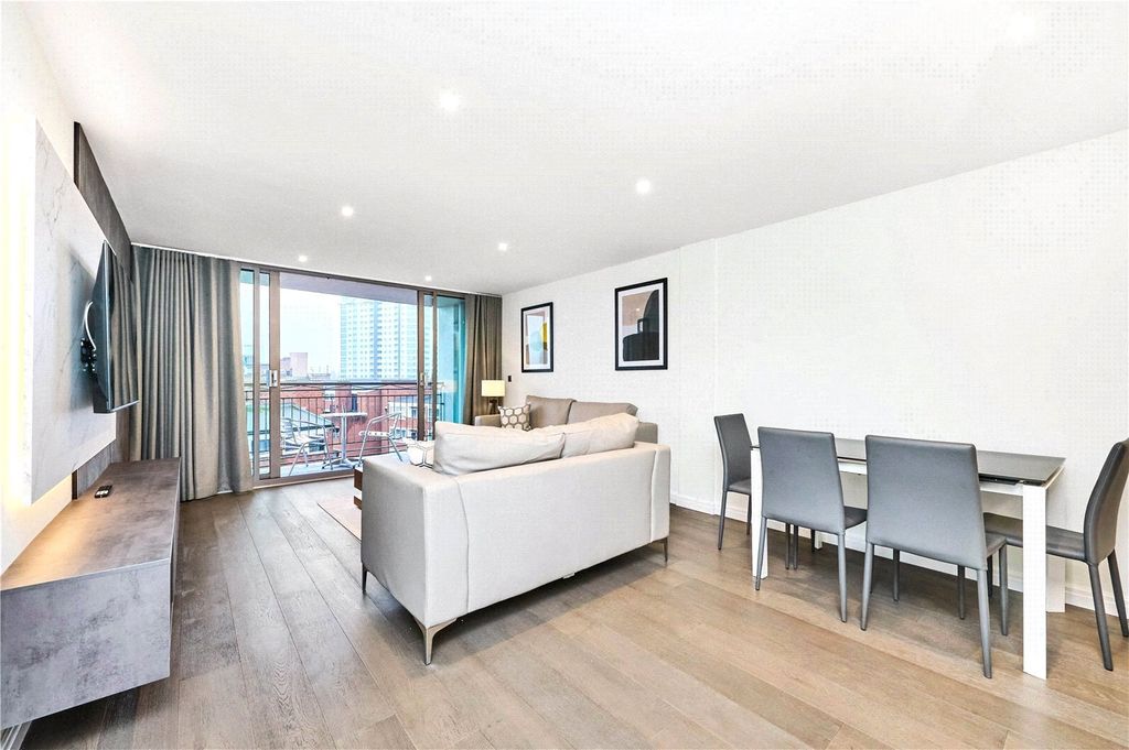 Property photo 3 of 9 Picture No. 05