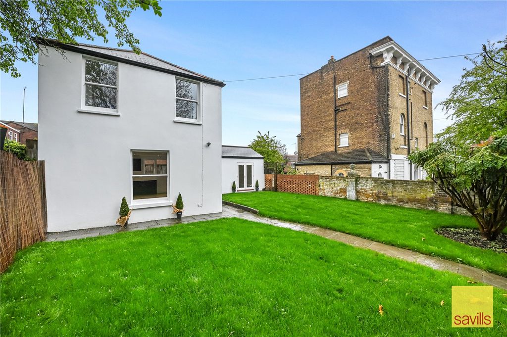 Property photo 2 of 19 Picture No. 22