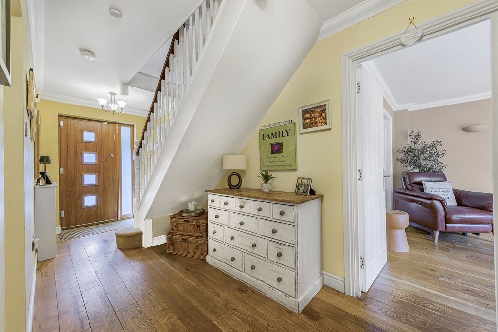 Property photo 2 of 44 Picture No. 40