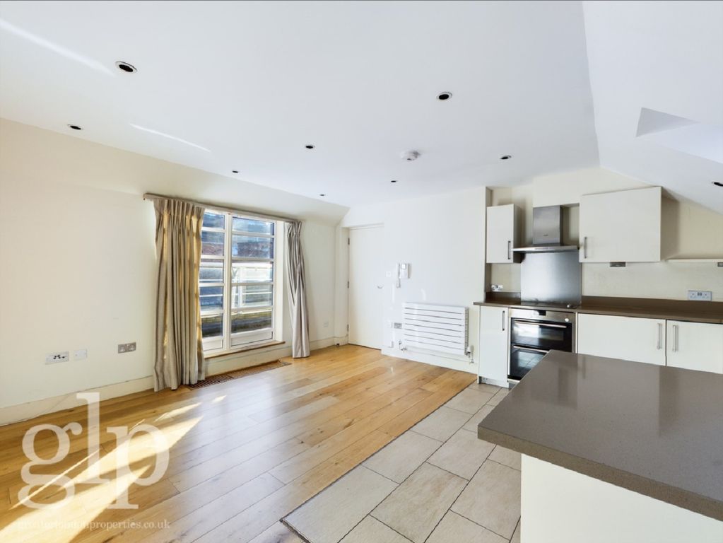 Property photo 1 of 9 1208612