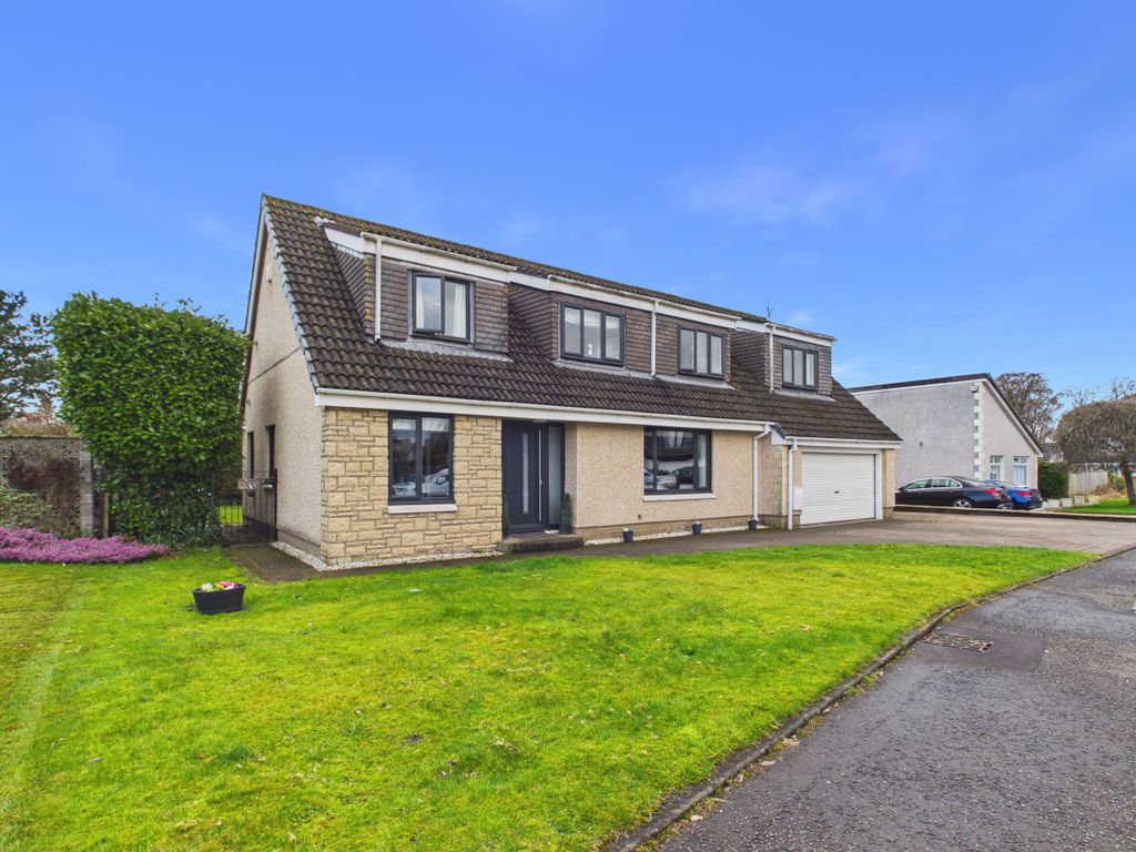 Property photo 1 of 35