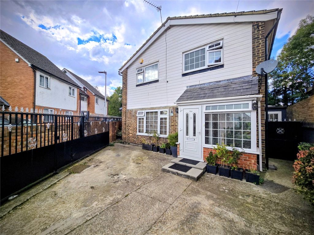 Property photo 1 of 23 Front Aspect