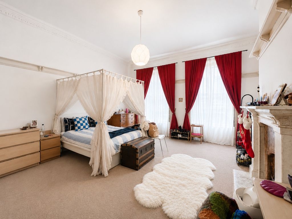 Property photo 2 of 18 4731273