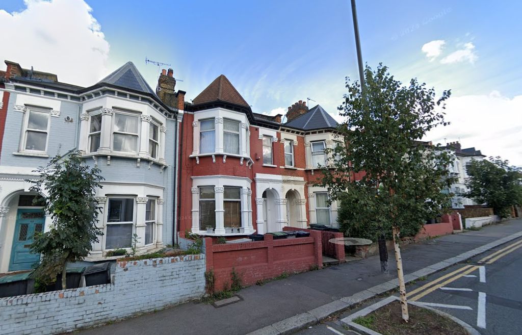 Property photo 1 of 1