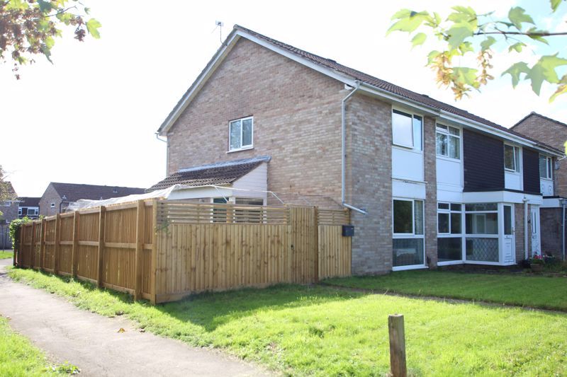 Property photo 1 of 10 Front