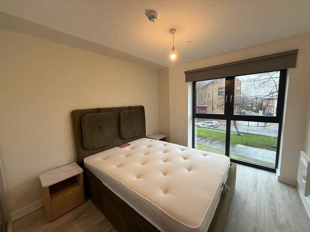 Property photo 3 of 5