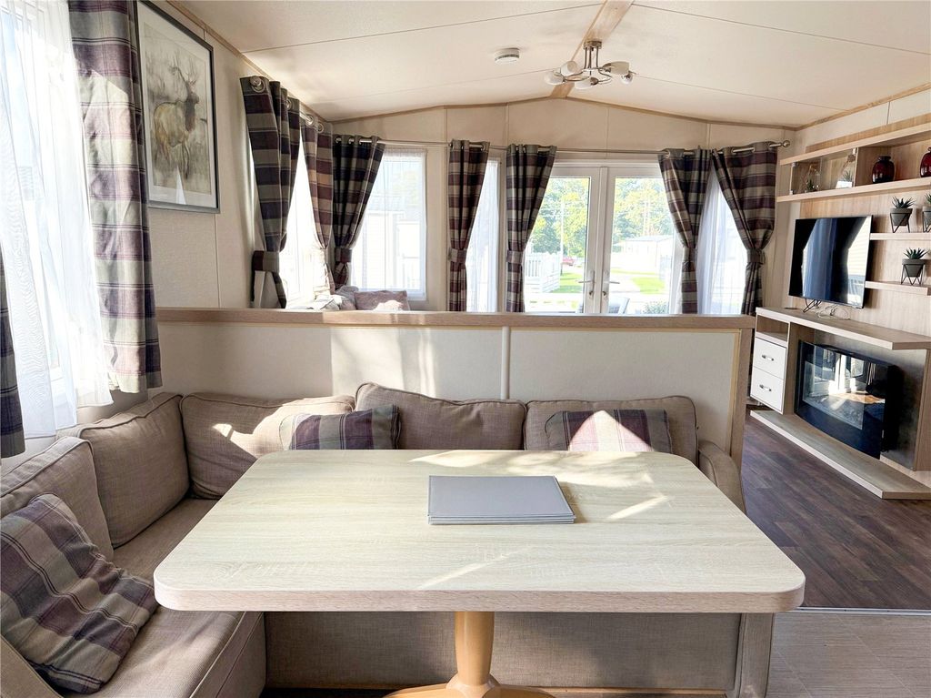 Property photo 3 of 19 Picture No. 27