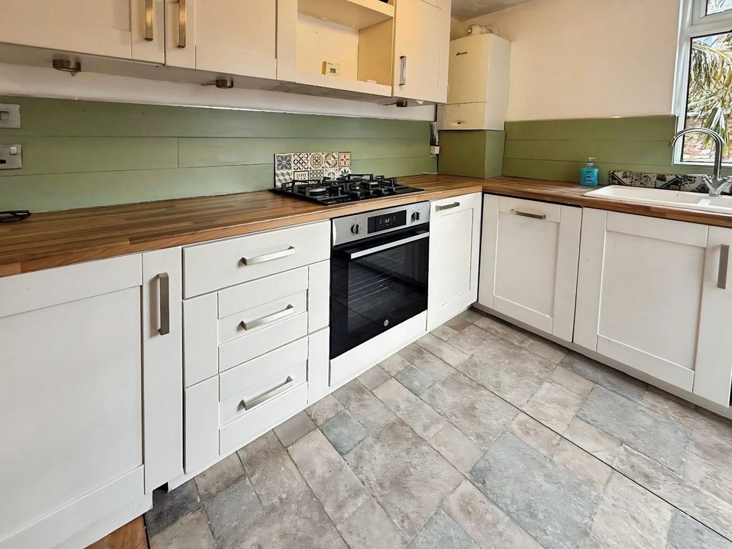 Property photo 3 of 18 Picture No. 38