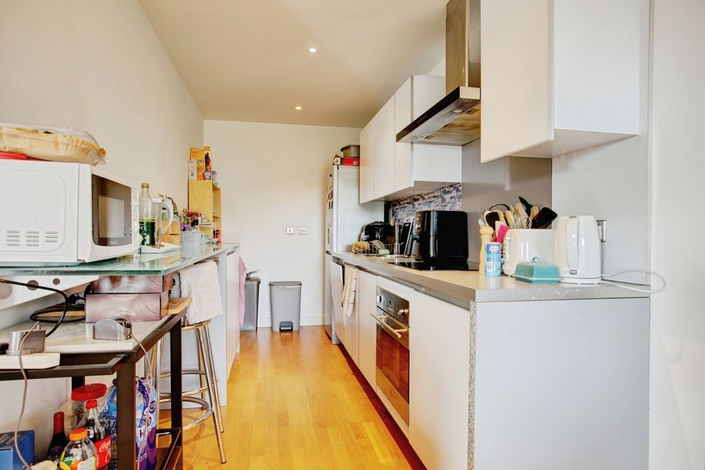 Property photo 3 of 12 Photo