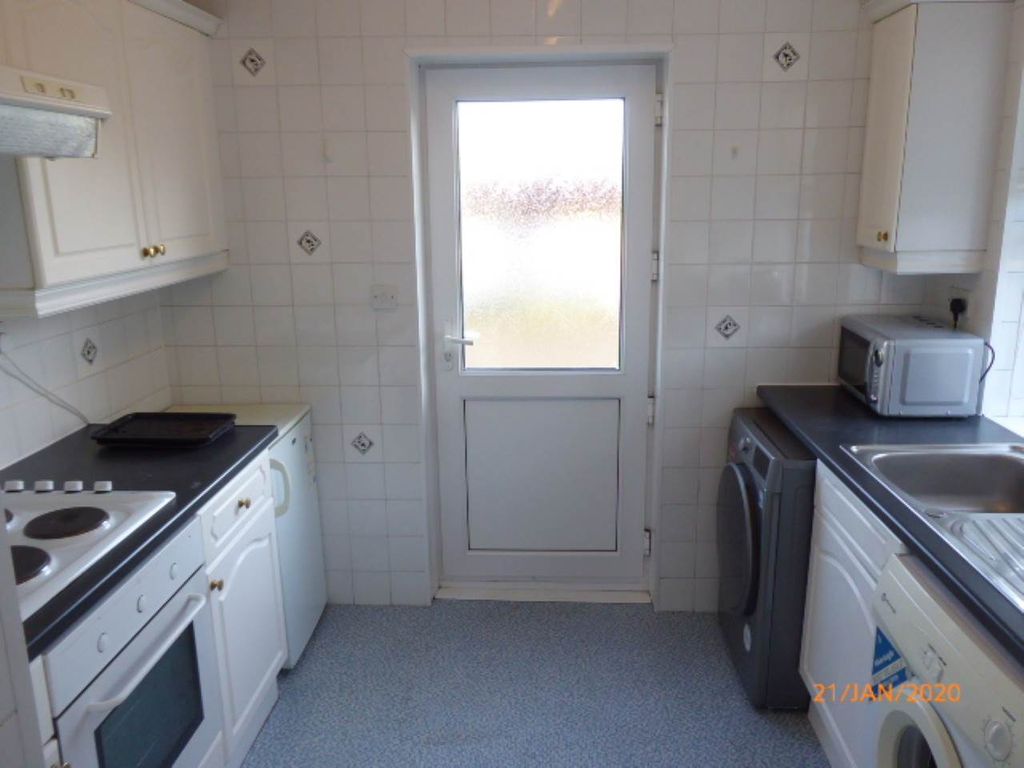 Property photo 2 of 12 039