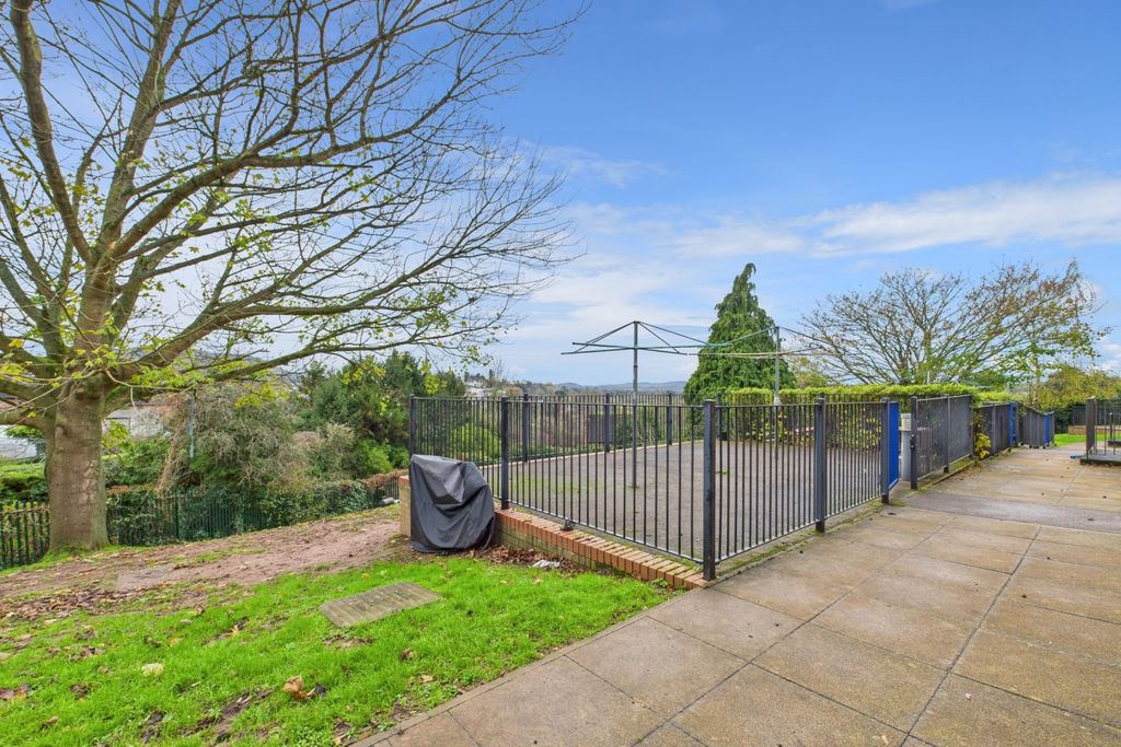 Property photo 3 of 8 Picture No. 03