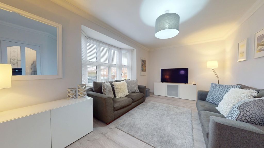 Property photo 2 of 32 5441721