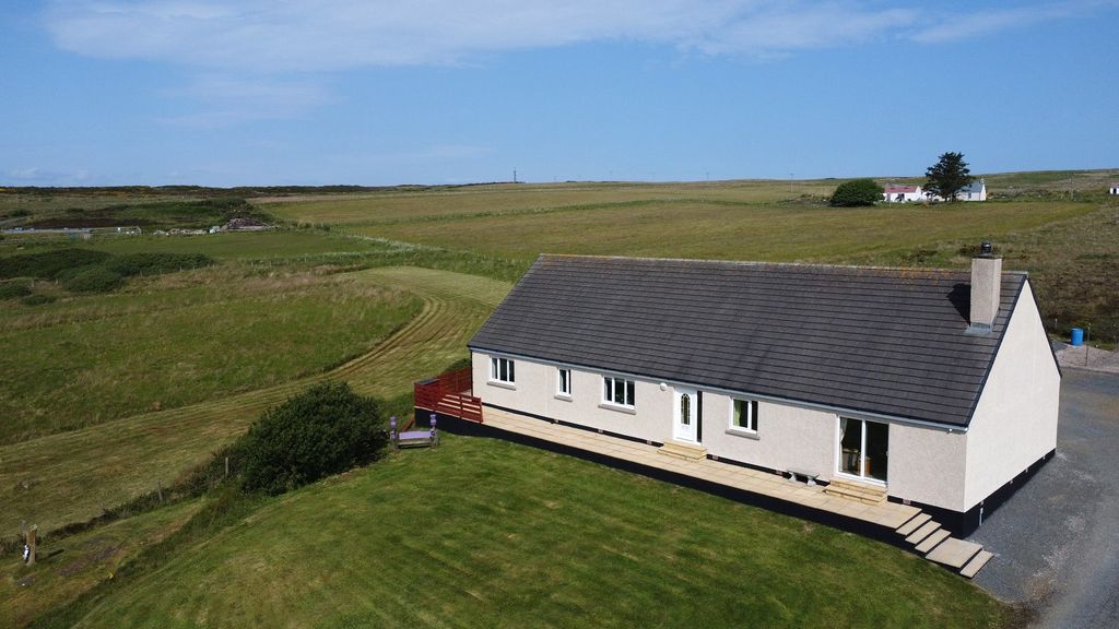 Property photo 2 of 19 Not Specified