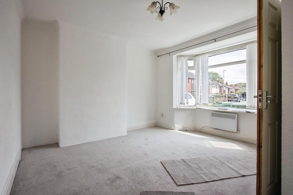 Property photo 2 of 13 Bedroom 1