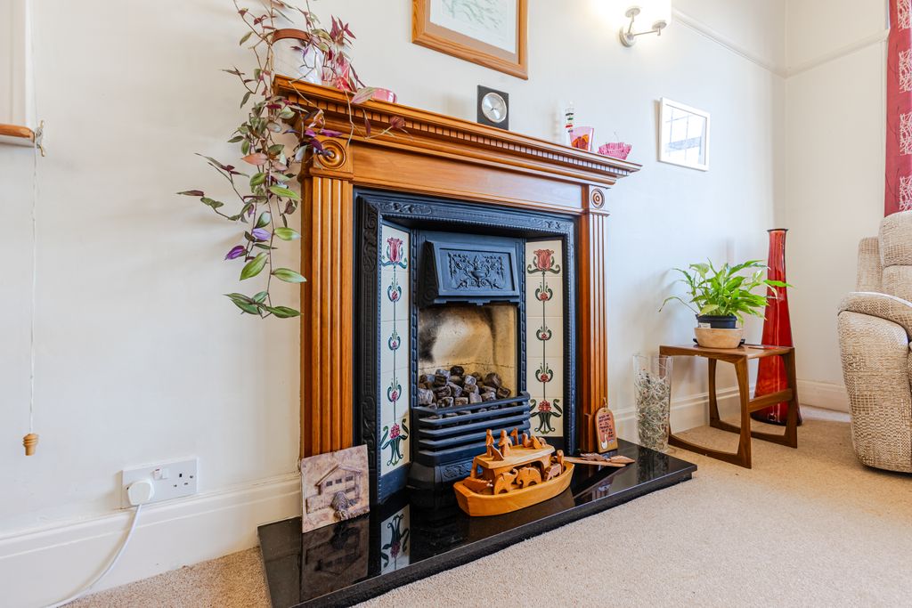 Property photo 2 of 20 A13 - 7 Maryfield Avenue Exeter - 251028