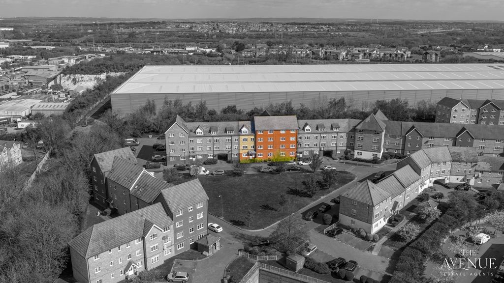 Property photo 1 of 9 5004403