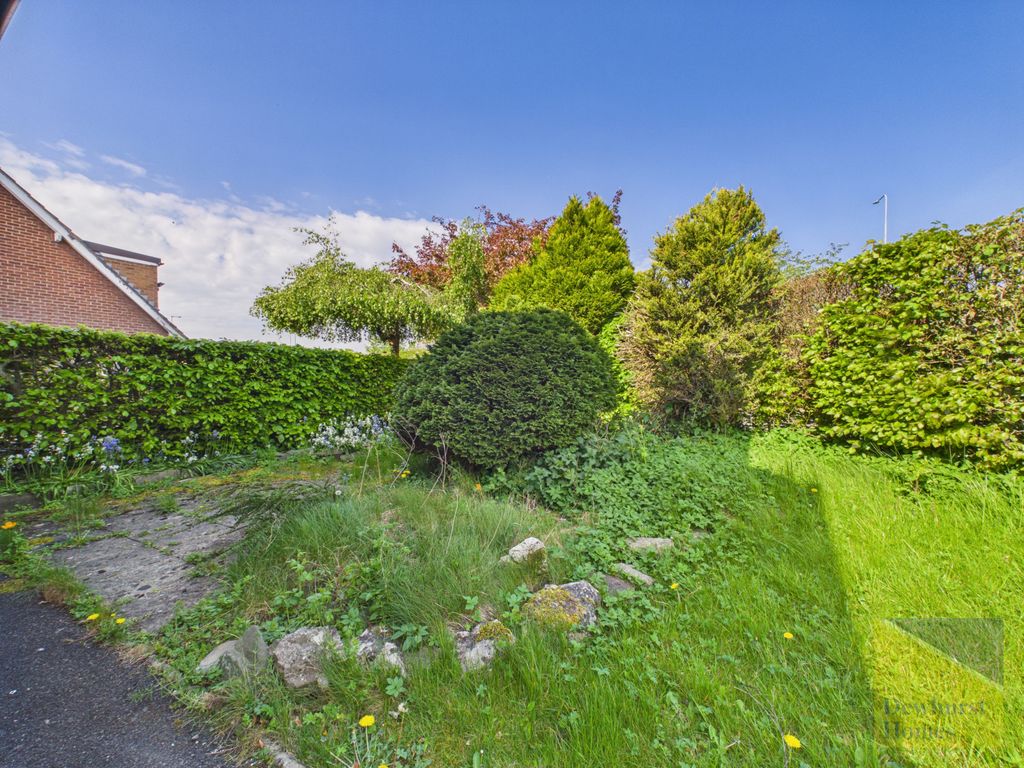Property photo 2 of 23