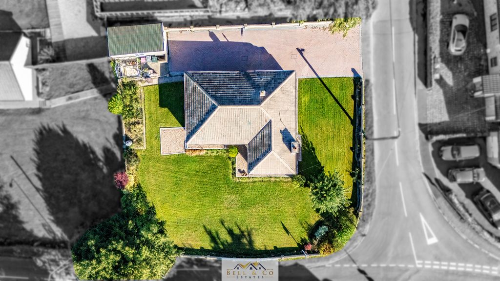 Property photo 1 of 30 Aerial 11