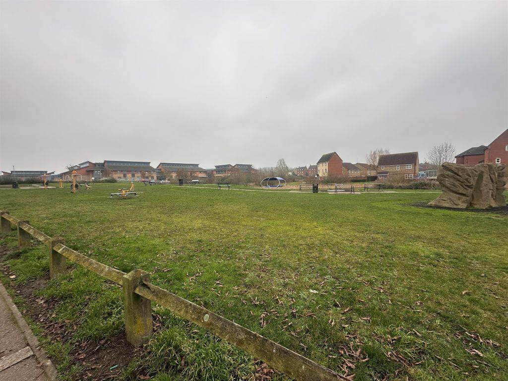 Property photo 3 of 4