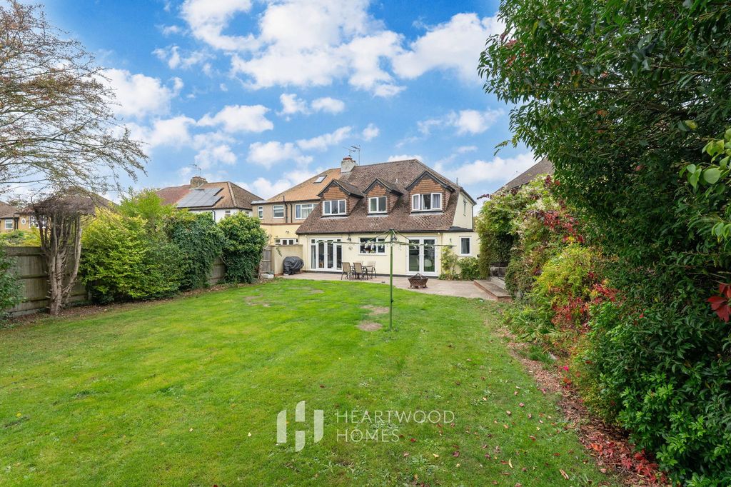 Property photo 2 of 24