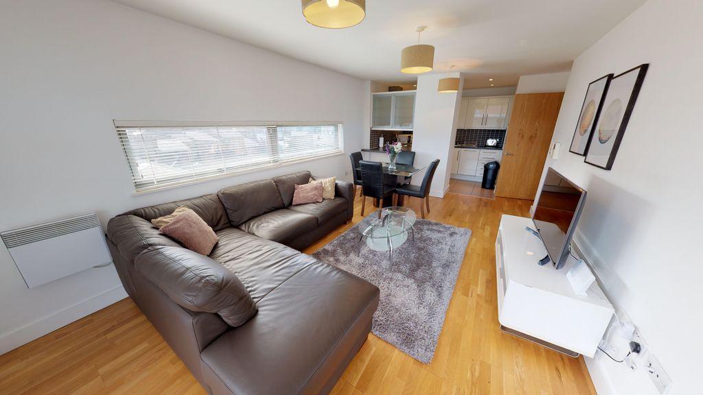 Property photo 2 of 12