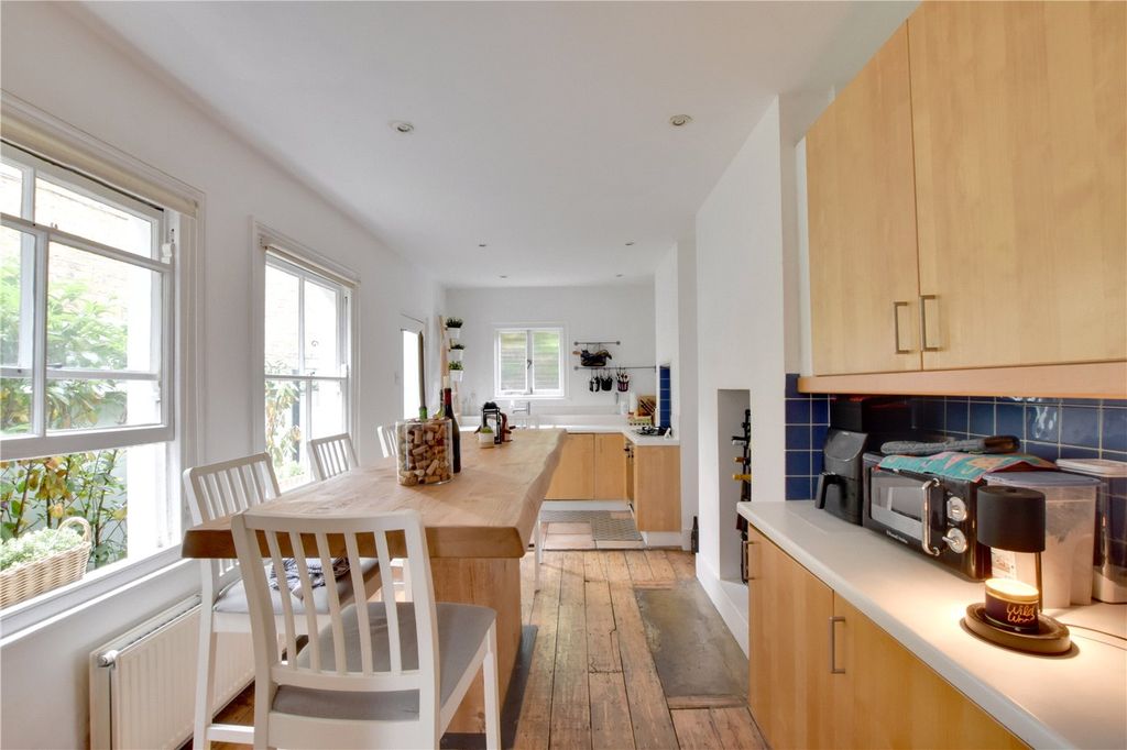 Property photo 3 of 14 Picture No. 07