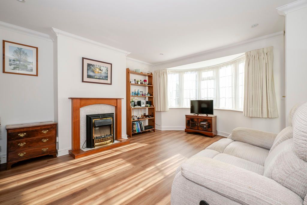 Property photo 2 of 19 Photo 9