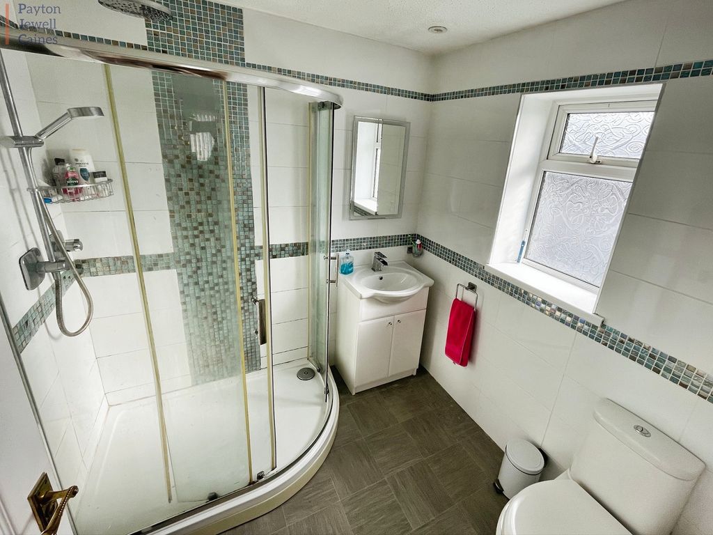 Property photo 3 of 10 Not Specified