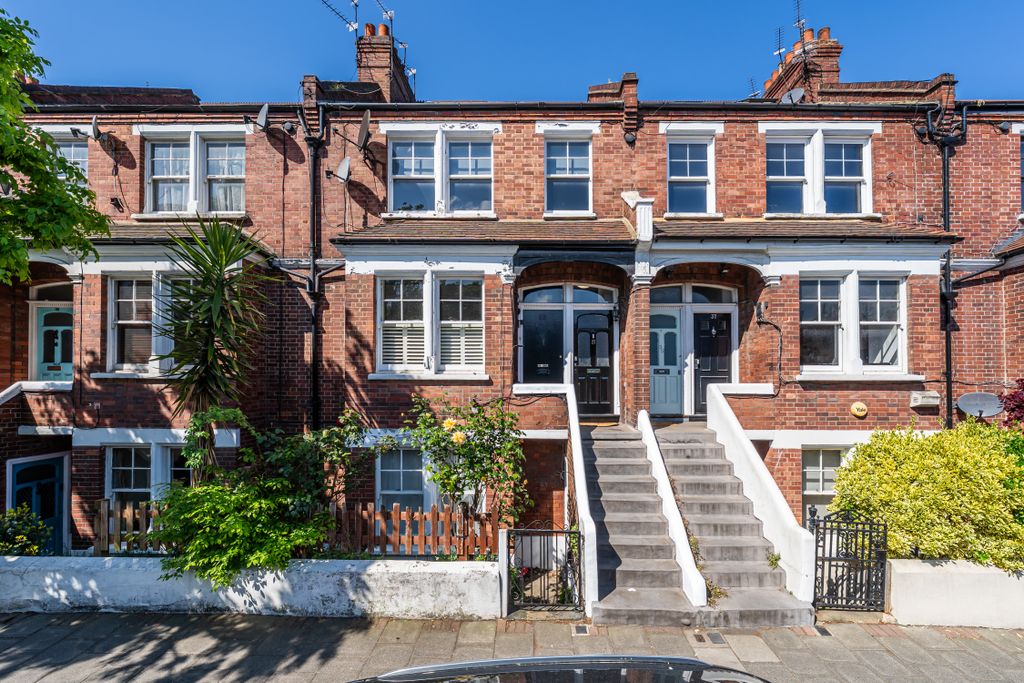 Property photo 1 of 17