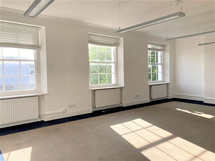Property photo 2 of 3