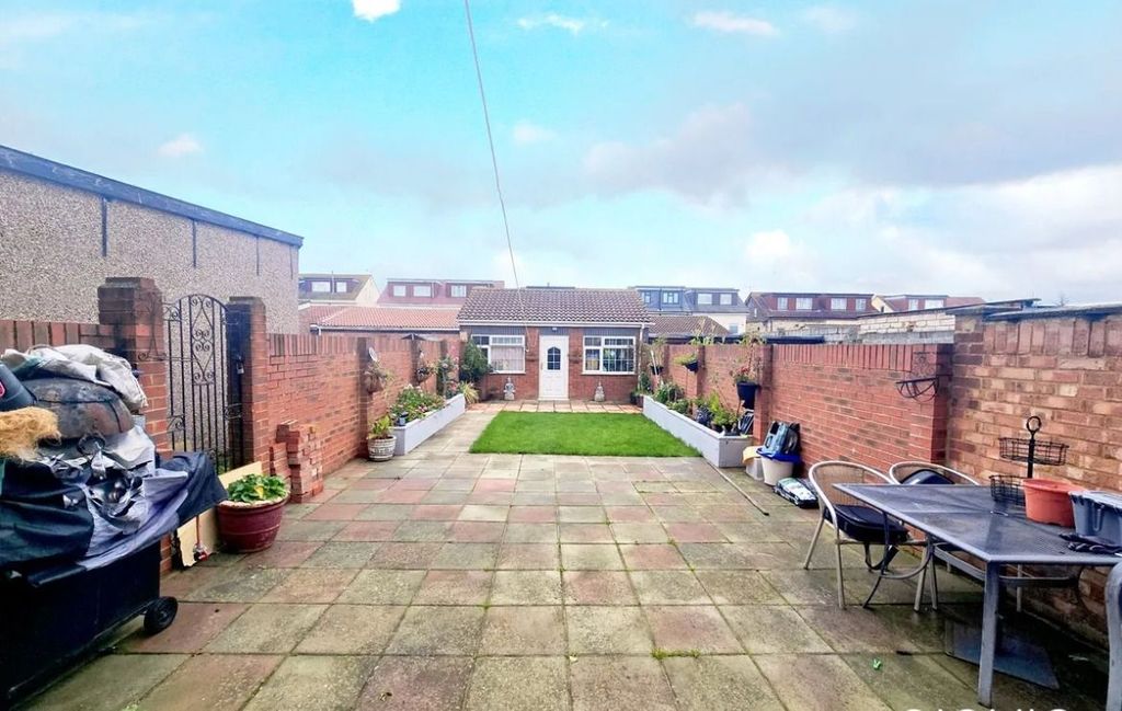 Additional image 20 of 5 bed semi-detached house for saleGledwood Gardens, Hayes UB4