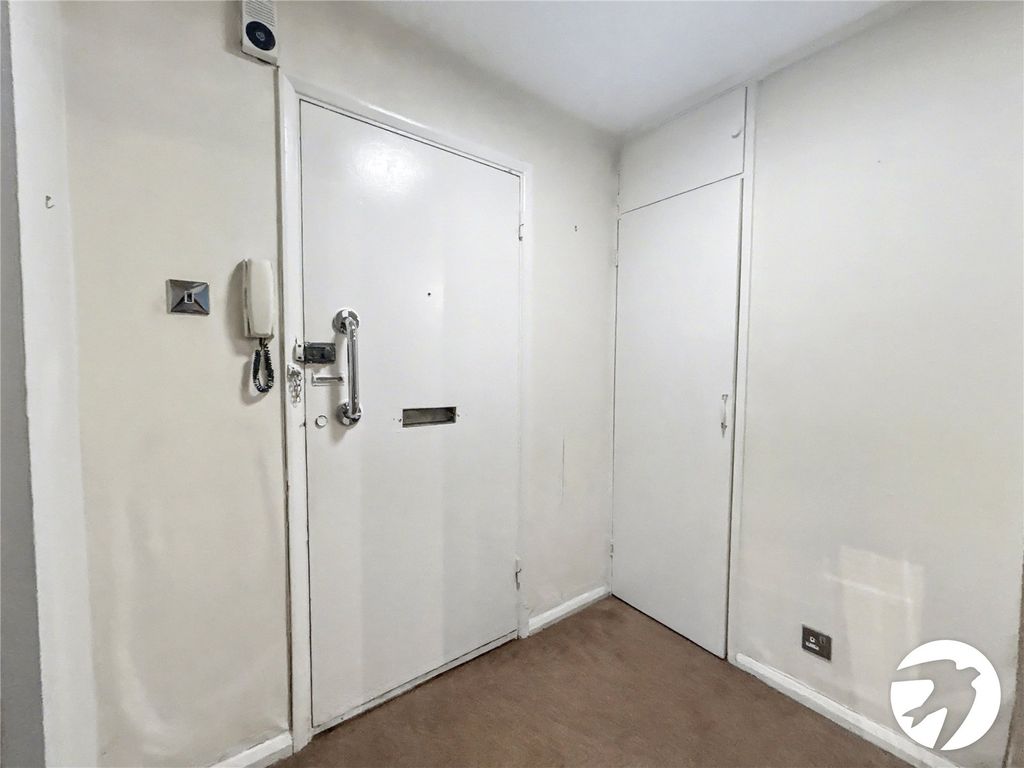 Property photo 2 of 23 Picture No. 04