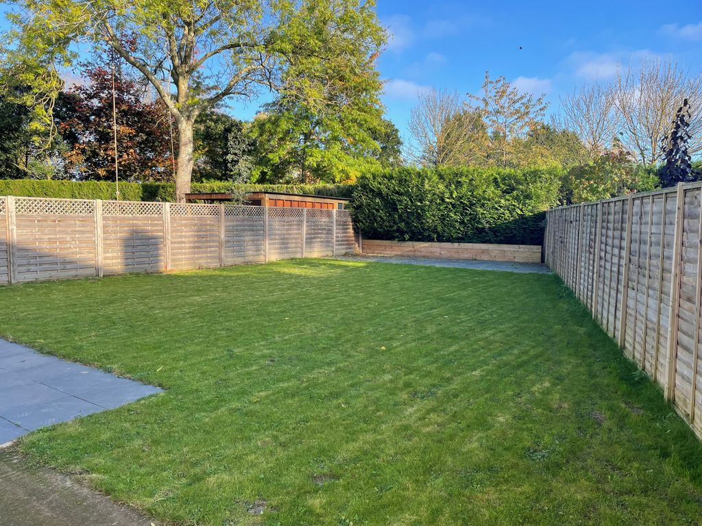 Property photo 2 of 13